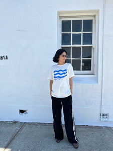Adult Faye Relaxed Wave Tee - White/Blue