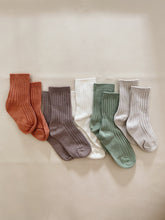 Load image into Gallery viewer, Aggie Ribbed Socks - Brick Red