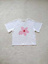Load image into Gallery viewer, Akio Flower Tee