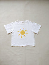 Load image into Gallery viewer, Akio Sunshine Tee