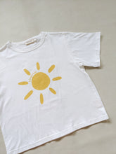 Load image into Gallery viewer, Akio Sunshine Tee