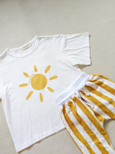 Akio Sunshine Tee