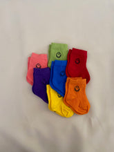 Load image into Gallery viewer, Face Socks - Lime