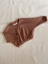 Load image into Gallery viewer, Jett Mini Ribbed Pullover - Chestnut