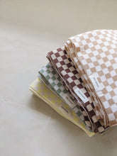 Load image into Gallery viewer, Revie Checkerboard Knit Blanket - Cocoa