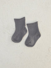 Load image into Gallery viewer, Ribbed Socks - Grey