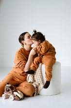 Load image into Gallery viewer, Woodie 3D Logo Tracksuit - Cinnamon