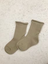 Load image into Gallery viewer, Ribbed Socks - Pistachio