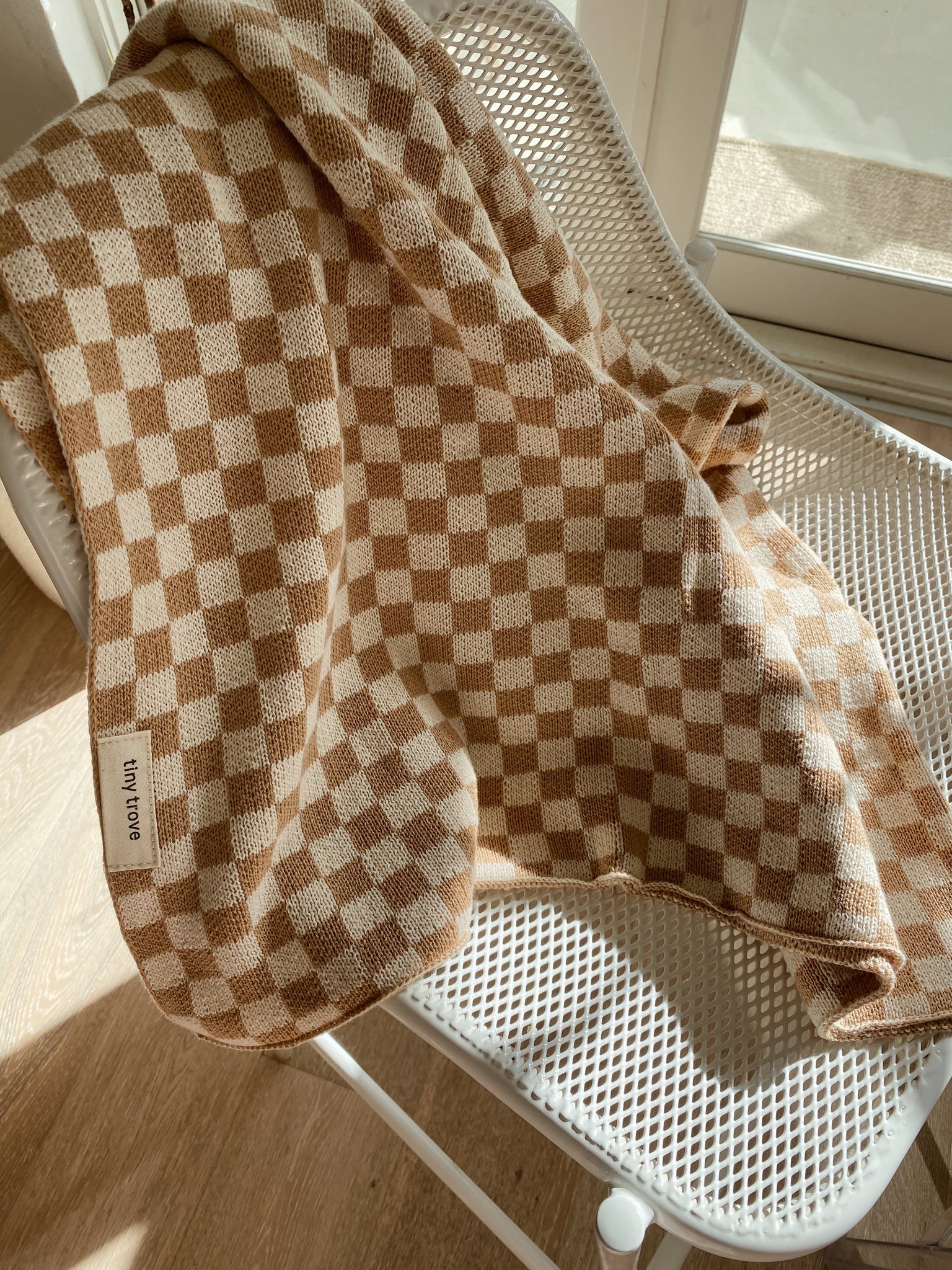 Revie Checkerboard Knit Blanket - Beige – Tiny Trove