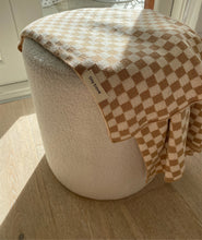 Load image into Gallery viewer, Revie Checkerboard Knit Blanket - Beige